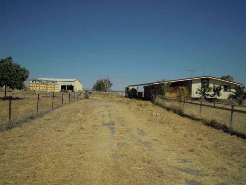 11 Race Course Road, Richmond QLD 4822