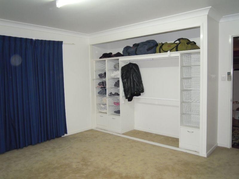 11 Race Course Road, Richmond QLD 4822