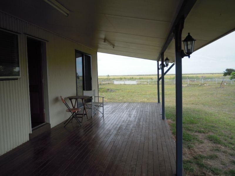 11 Race Course Road, Richmond QLD 4822