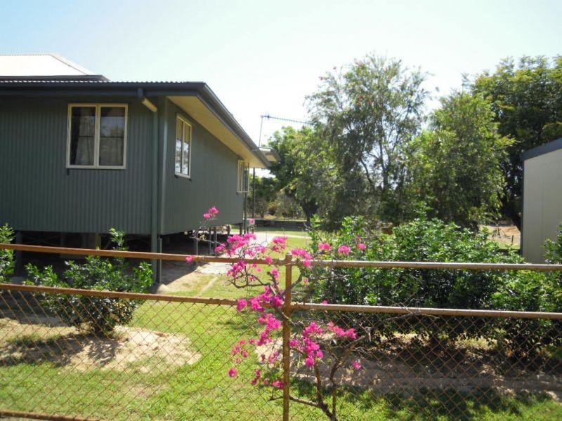 75 Simpson Street, Richmond QLD 4822