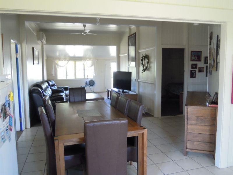 75 Simpson Street, Richmond QLD 4822