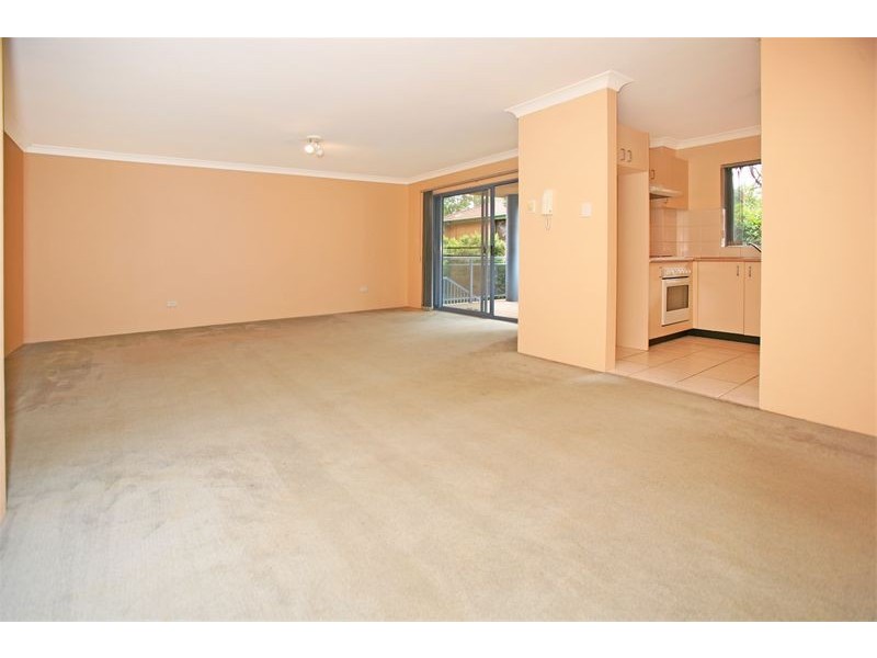 2/610 Princes Hwy (entry off Flora Street), Kirrawee NSW 2232