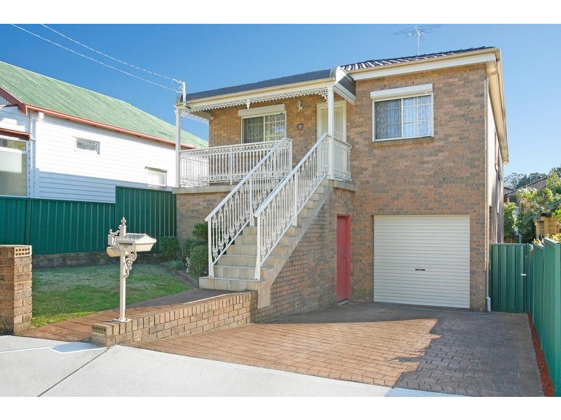 7 Undercliffe Road, Earlwood NSW 2206