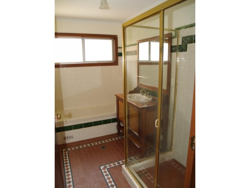 12 Vernon Avenue, Gymea Bay NSW 2227