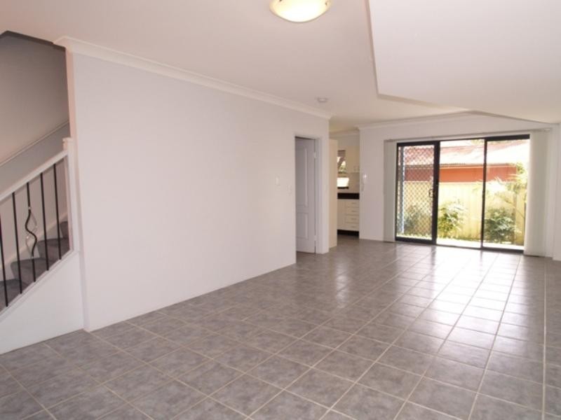 8/19-23 Durbar Avenue, Kirrawee NSW 2232