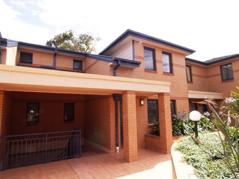8/19-23 Durbar Avenue, Kirrawee NSW 2232