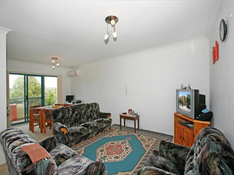 18/32-36 Urunga Parade, Miranda NSW 2228
