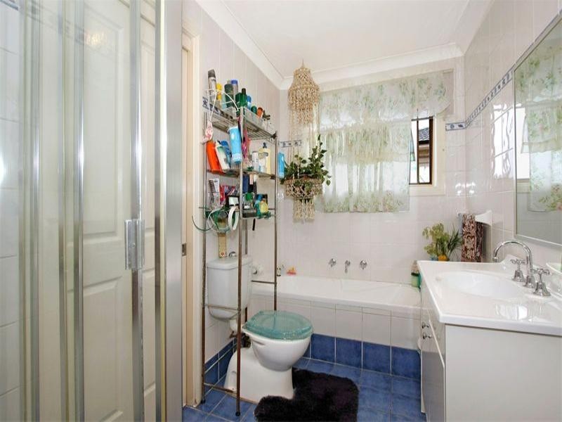 4/1 Kareena Road, Miranda NSW 2228