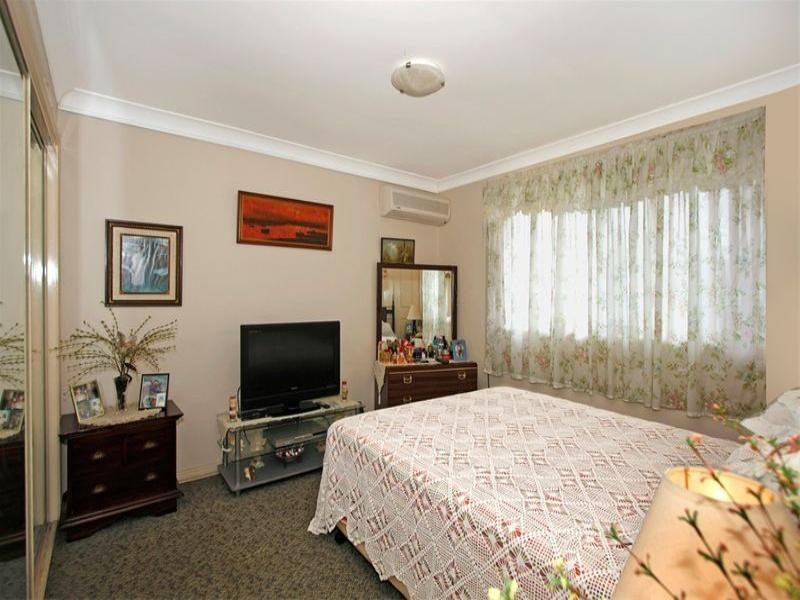 4/1 Kareena Road, Miranda NSW 2228