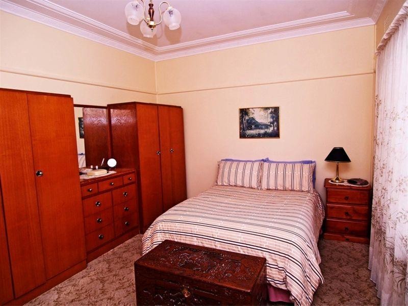 10 Meldrum Avenue, Miranda NSW 2228