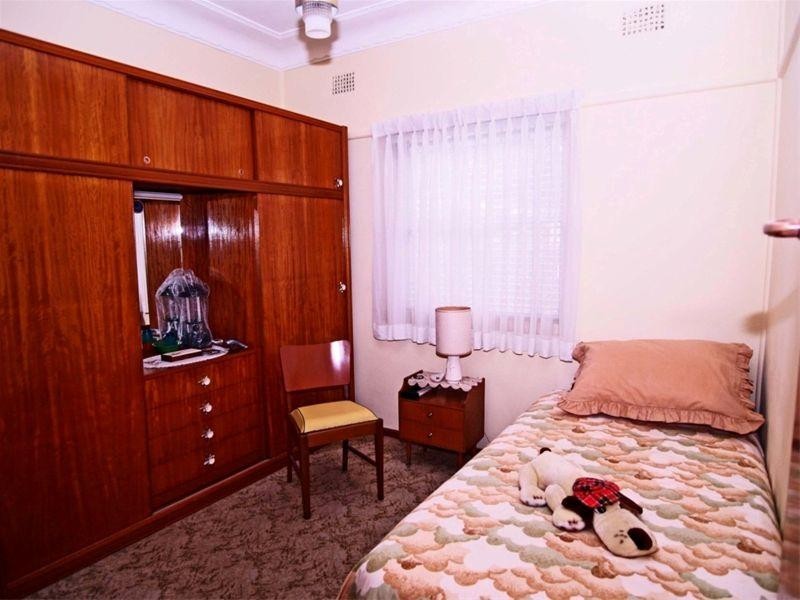 10 Meldrum Avenue, Miranda NSW 2228