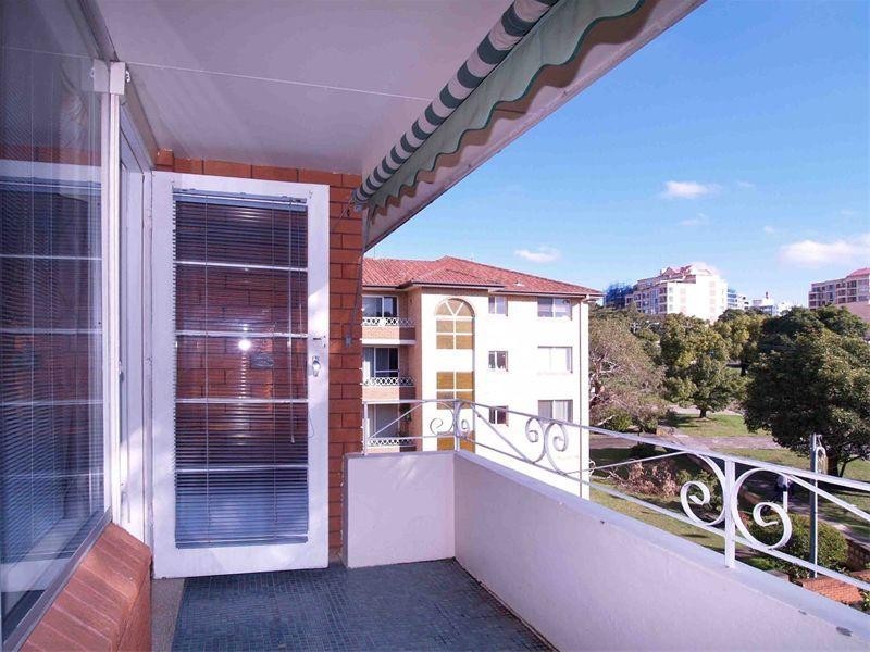 18/20 Kiora Road, Miranda NSW 2228