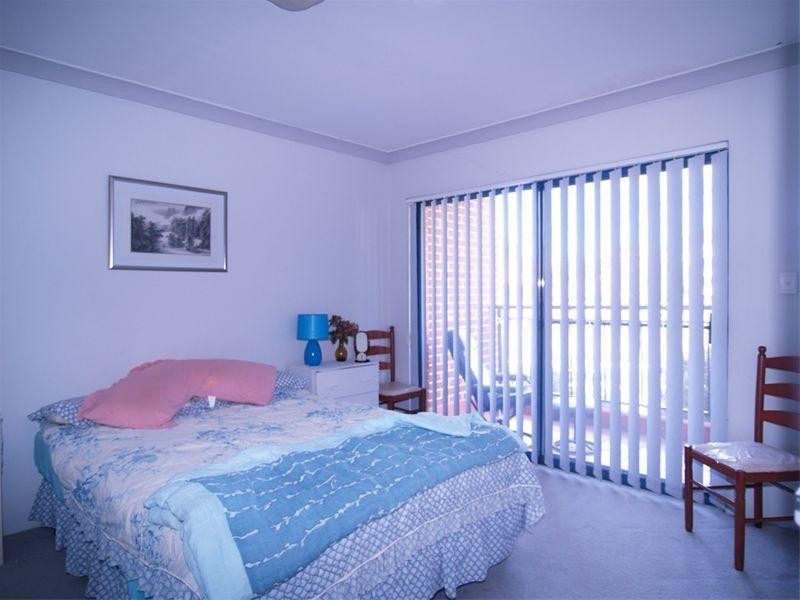 Level 1 31/12-14 Clubb Crescent, Miranda NSW 2228