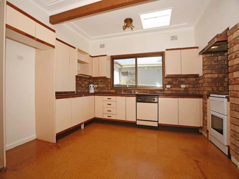 21 Crammond Boulevard, Caringbah NSW 2229