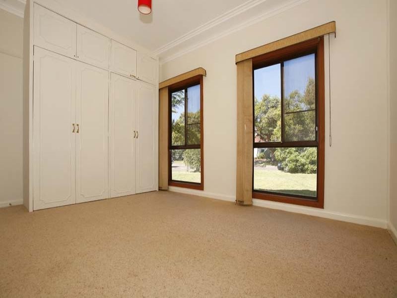 21 Crammond Boulevard, Caringbah NSW 2229