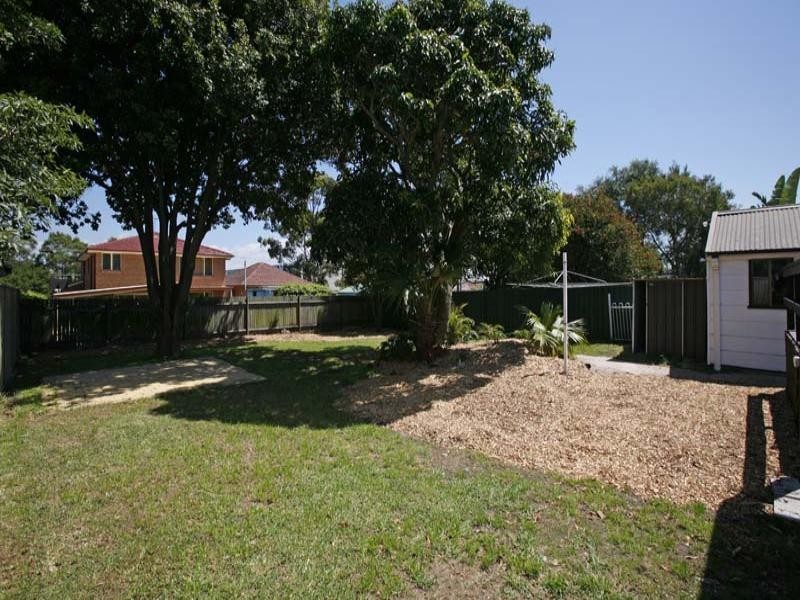 21 Crammond Boulevard, Caringbah NSW 2229