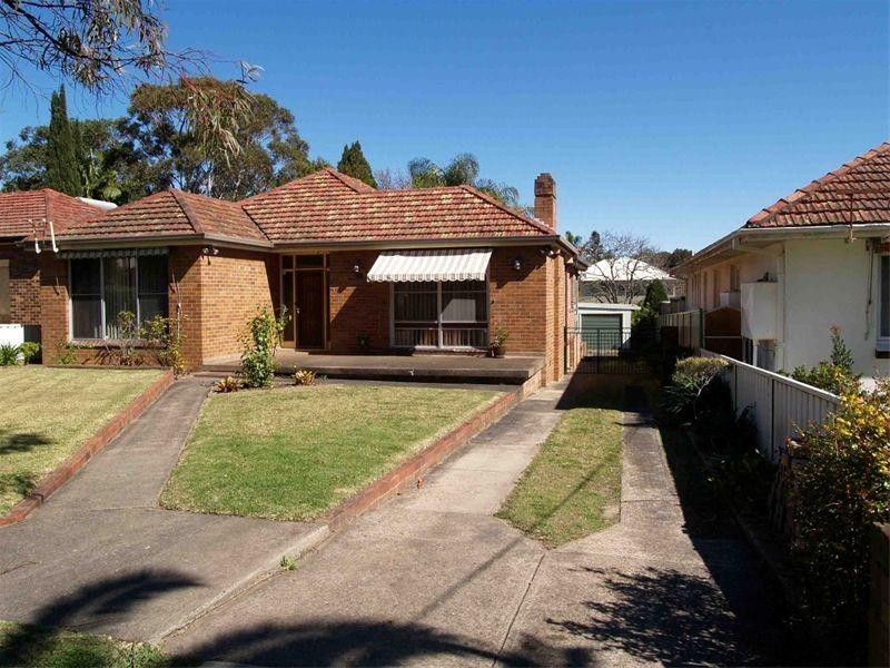 75 Gwawley Parade, Miranda NSW 2228