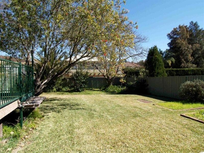 75 Gwawley Parade, Miranda NSW 2228