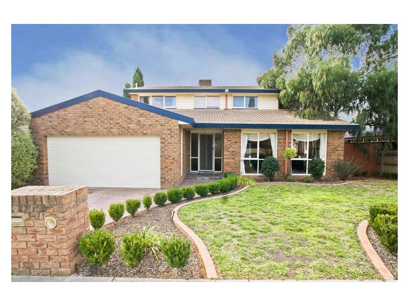15 Haideh Place, Wantirna South VIC 3152