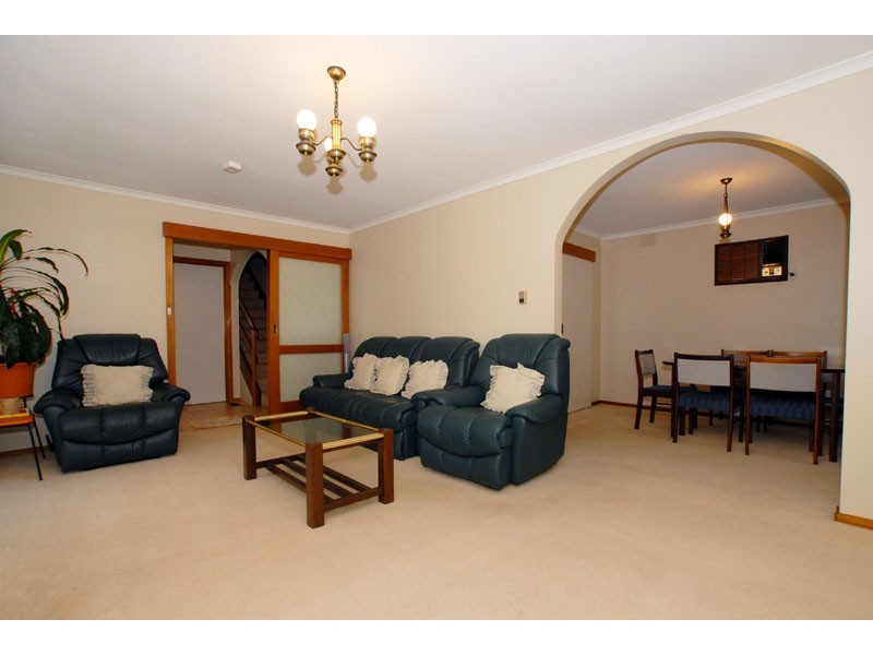 11 Mockridge Street, Wantirna South VIC 3152