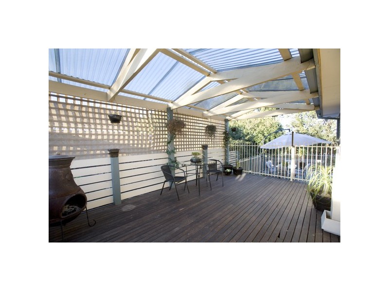 14 Amersham Drive, Wantirna VIC 3152