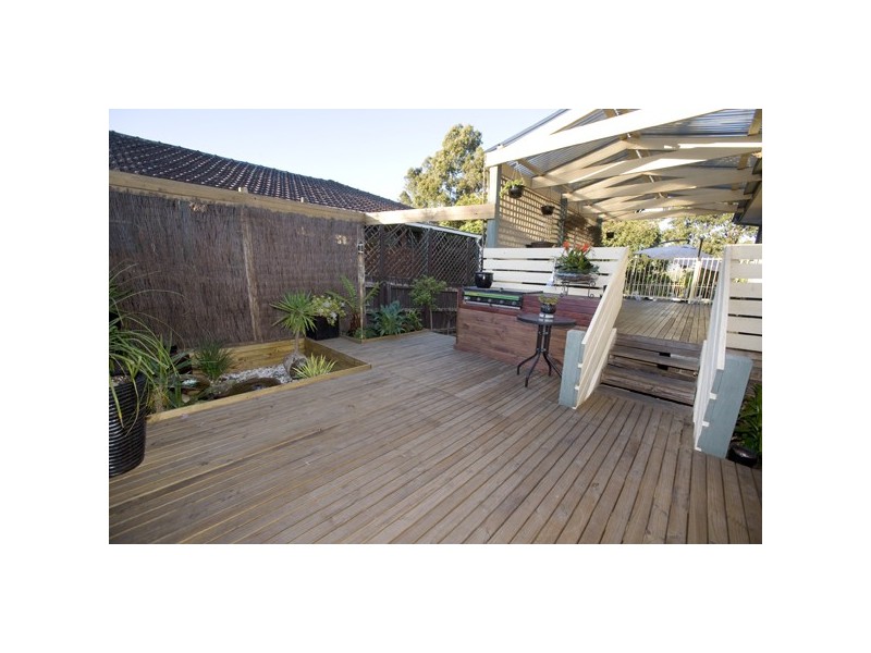 14 Amersham Drive, Wantirna VIC 3152