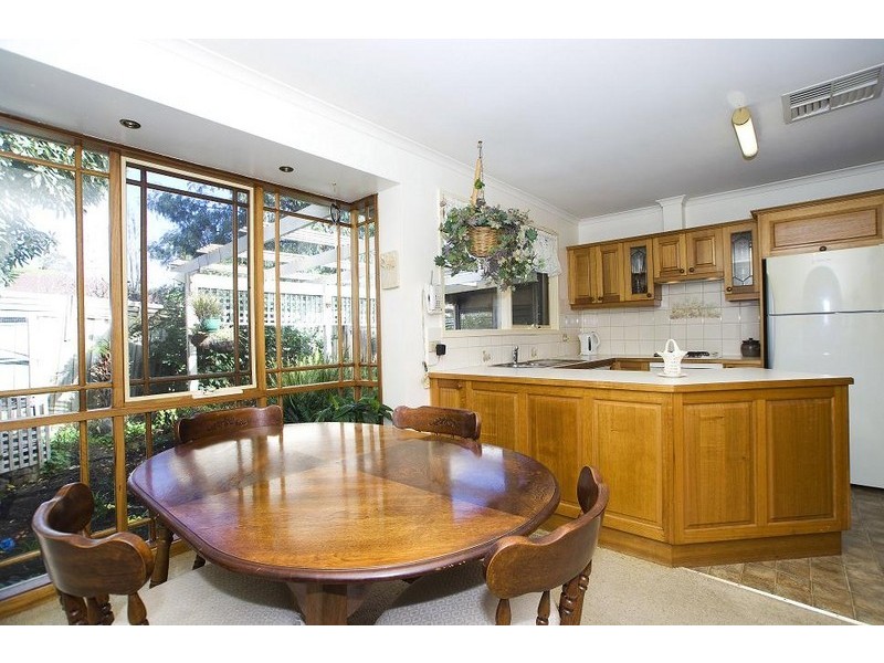 1 Cumberland Avenue, Bayswater VIC 3153