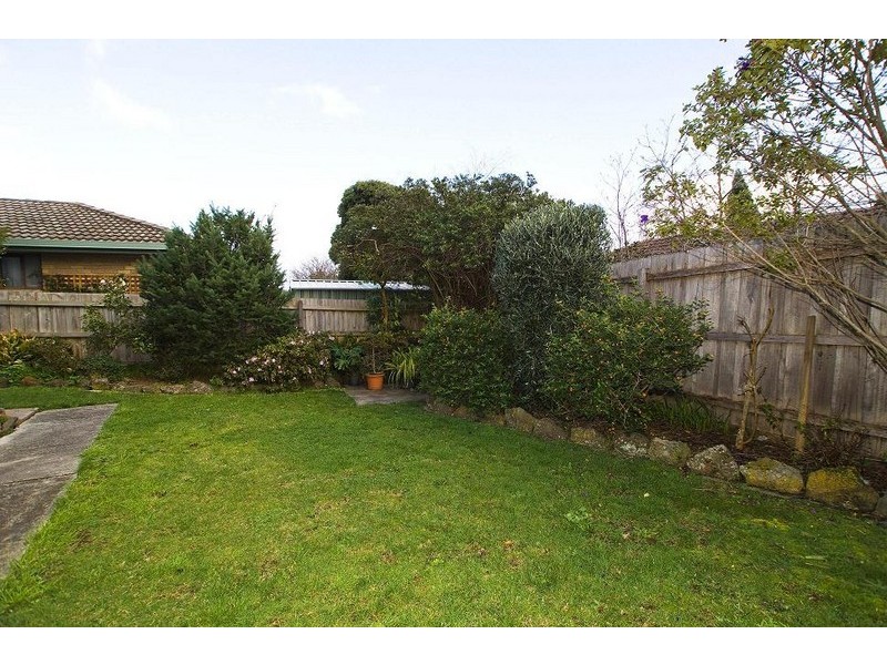 18 Birkenhead Avenue, Wantirna VIC 3152