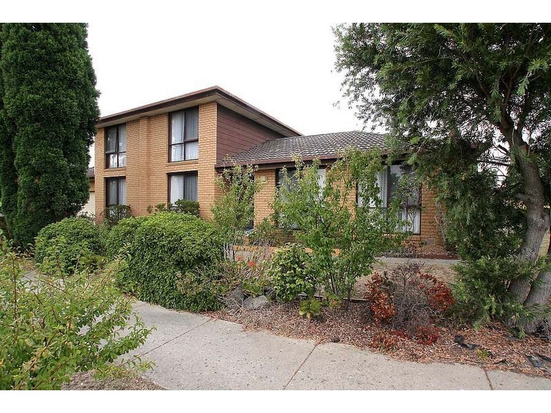 11 Mockridge Street, Wantirna South VIC 3152