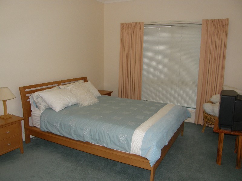 3 Carling Court, Raby Bay QLD 4163