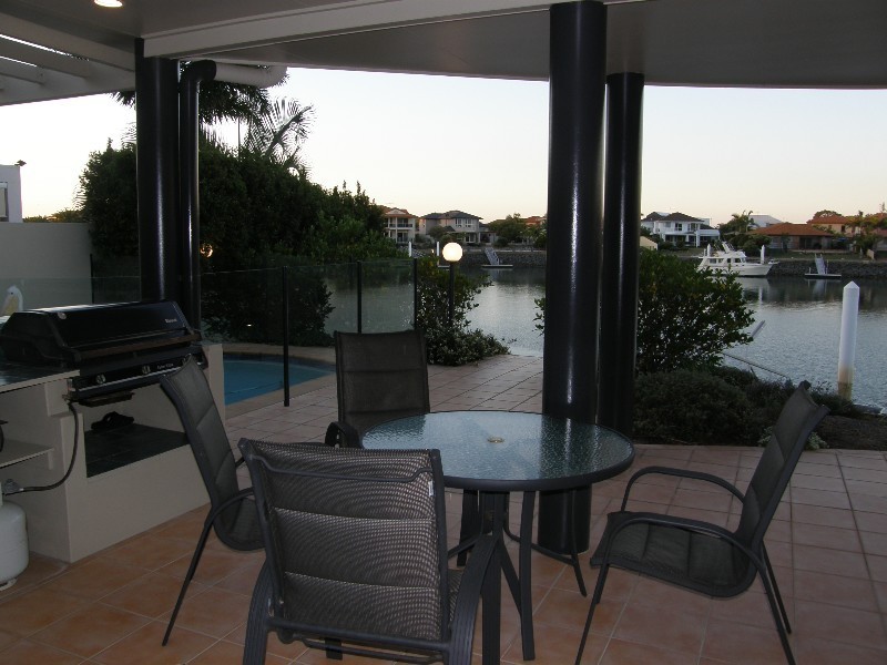 3 Carling Court, Raby Bay QLD 4163