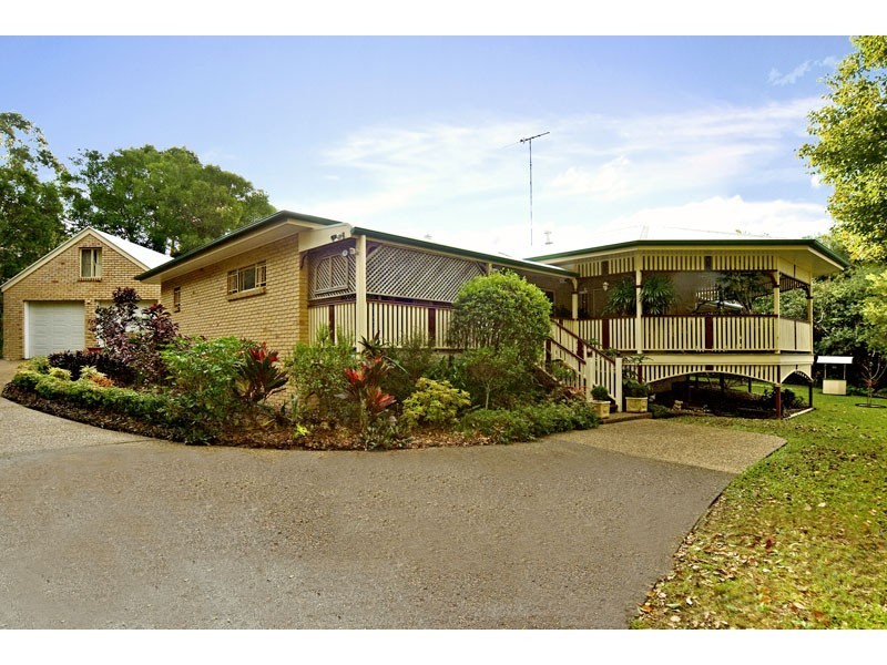 1 Fernbourne Road, Wellington Point QLD 4160