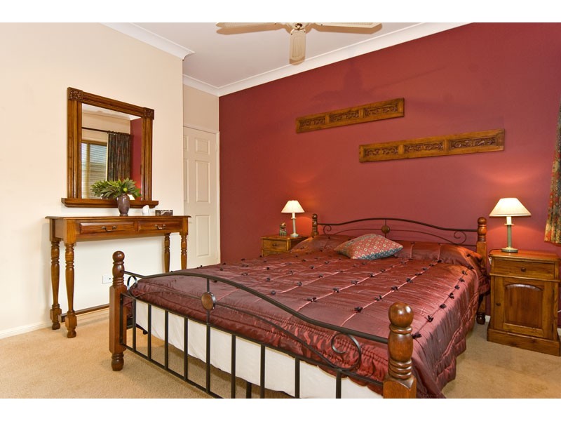 1 Fernbourne Road, Wellington Point QLD 4160