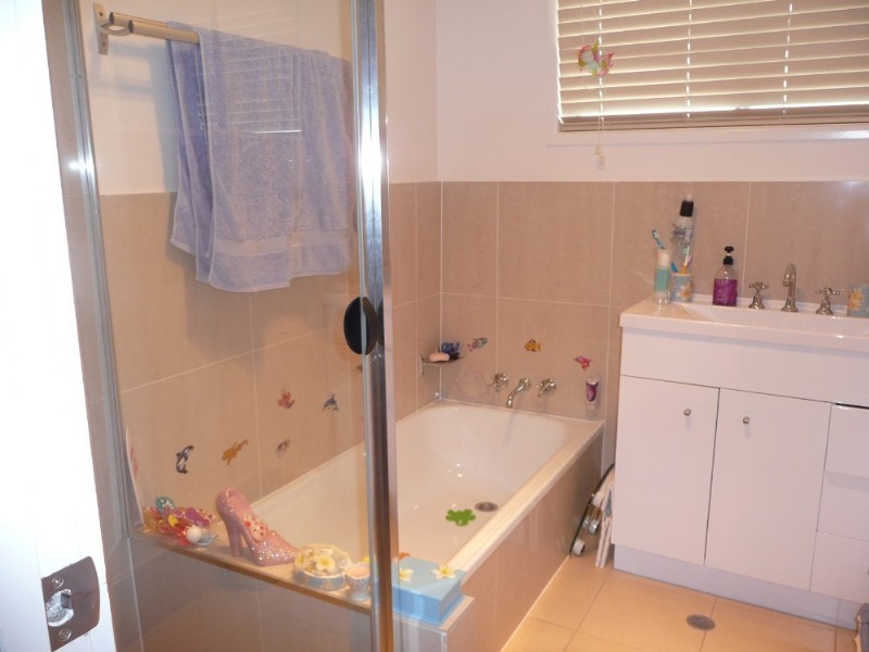 7 Parnka Street, Wellington Point QLD 4160