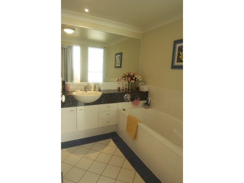 18 Masthead Drive, Cleveland QLD 4163