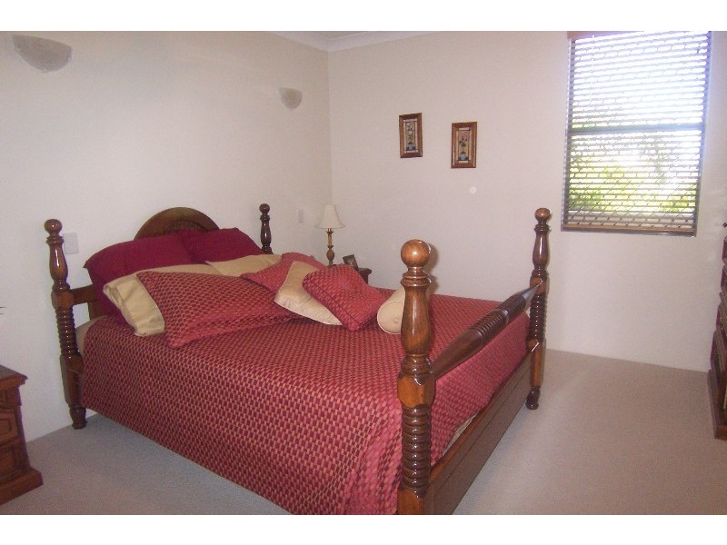 18 Masthead Drive, Cleveland QLD 4163