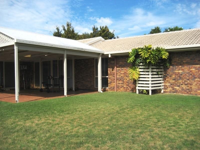 4 Burgess Court, Wellington Point QLD 4160