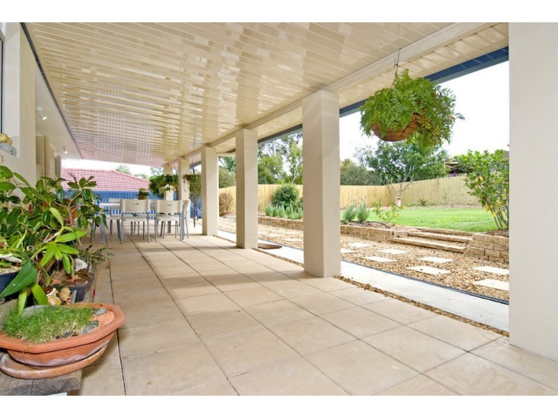 17 Moselle Drive, Thornlands QLD 4164