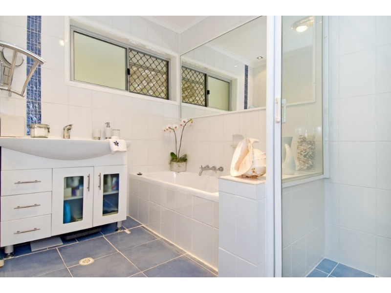 17 Moselle Drive, Thornlands QLD 4164
