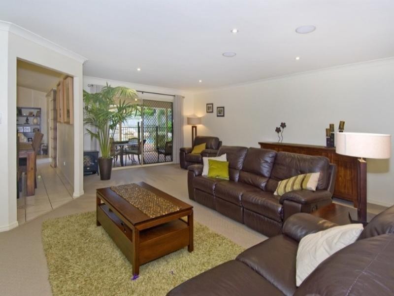 8 Marcel Place, Wellington Point QLD 4160