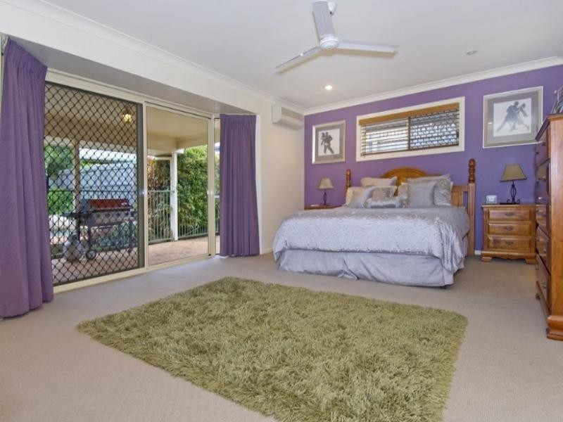 8 Marcel Place, Wellington Point QLD 4160