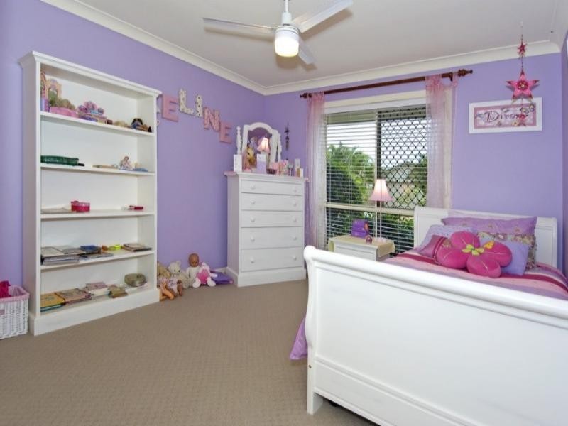 8 Marcel Place, Wellington Point QLD 4160