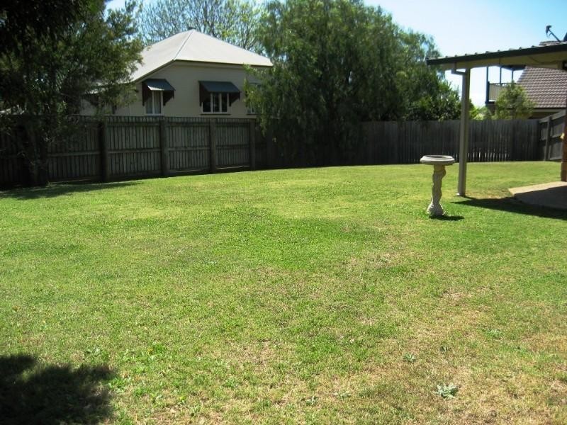 3 Admiral Court, Birkdale QLD 4159