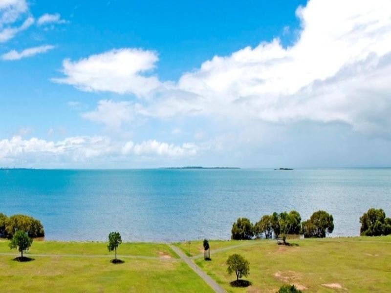 72 Makaha Drive, Birkdale QLD 4159