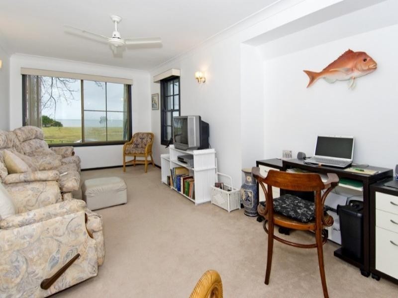 72 Makaha Drive, Birkdale QLD 4159