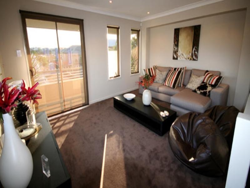 21 Hoskins Drive, Wellington Point QLD 4160