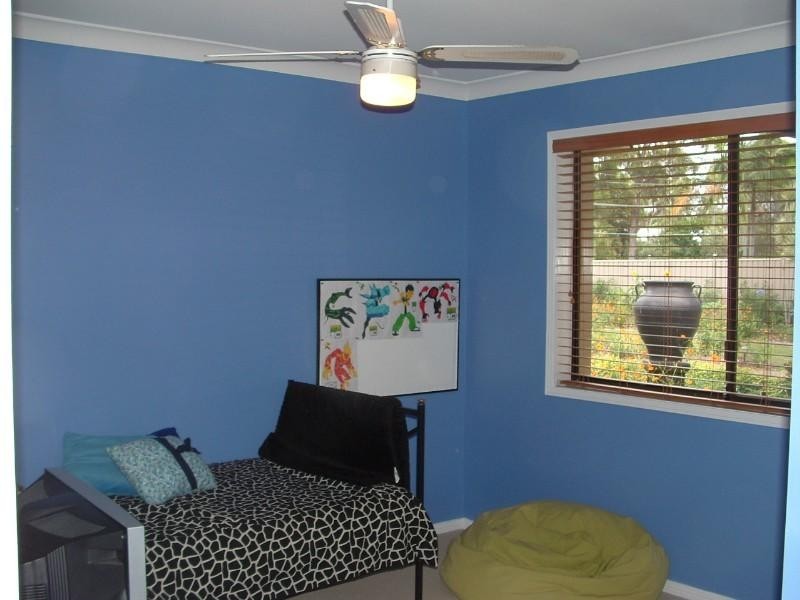 71 Whitehall Avenue, Birkdale QLD 4159