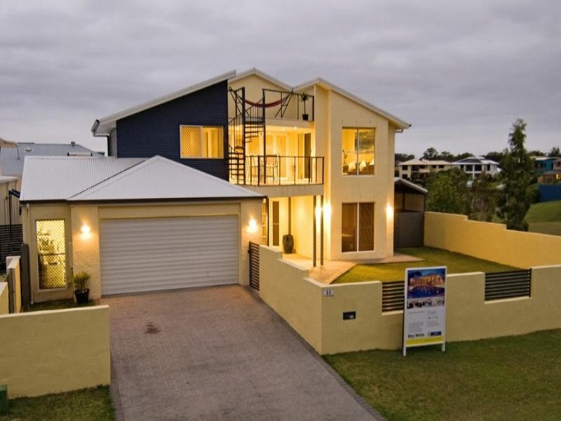 21 Allan Day Drive, Wellington Point QLD 4160