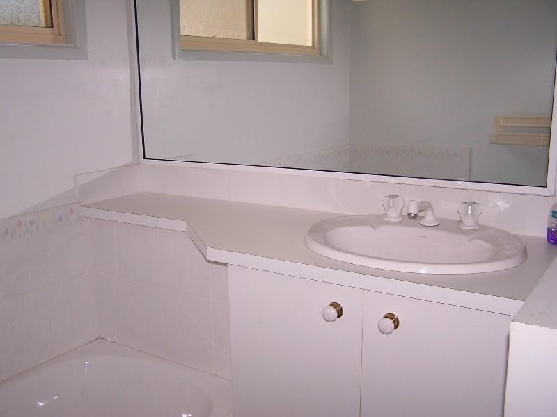 14 Merindah Street, Coochiemudlo Island QLD 4184