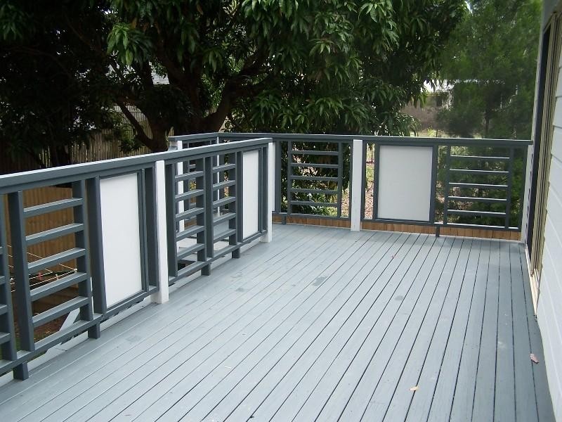 14 Merindah Street, Coochiemudlo Island QLD 4184